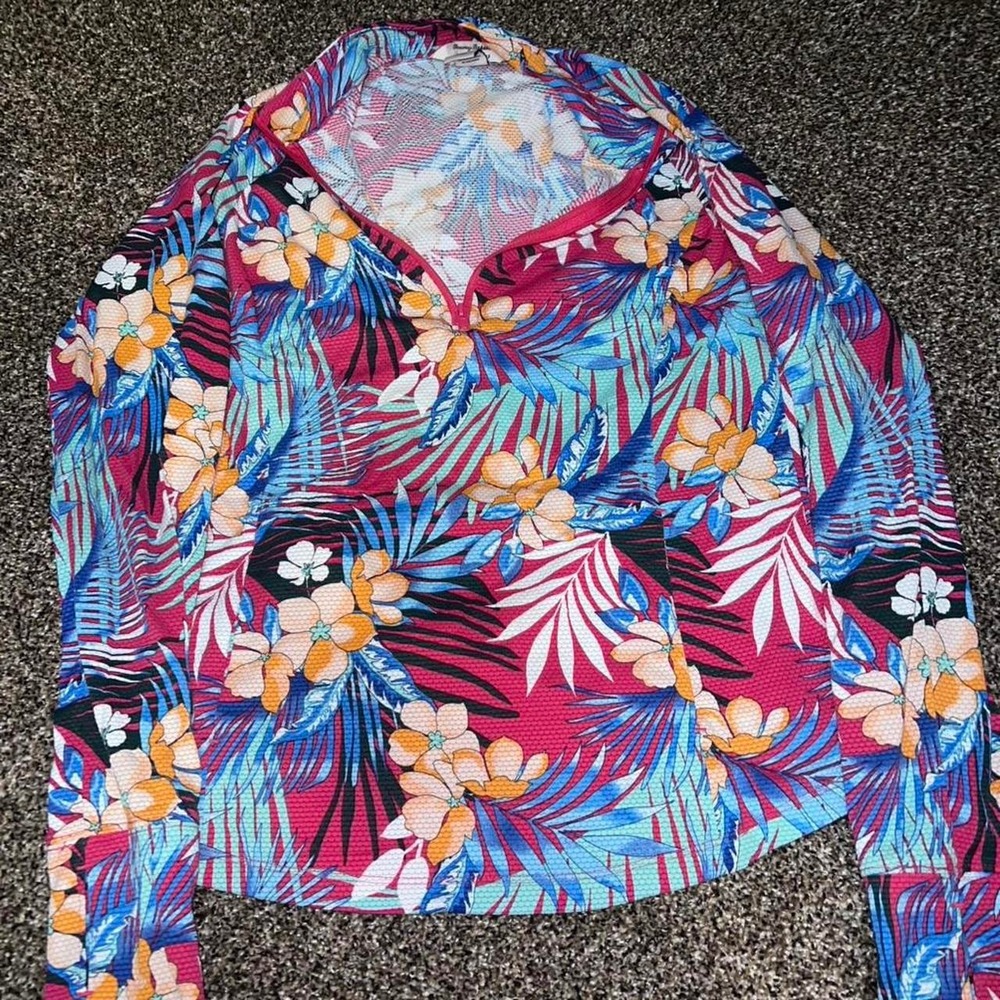 Tommy Bahama multicolored floral long sleeve shirt Size M